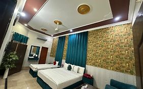 Hotel A-One